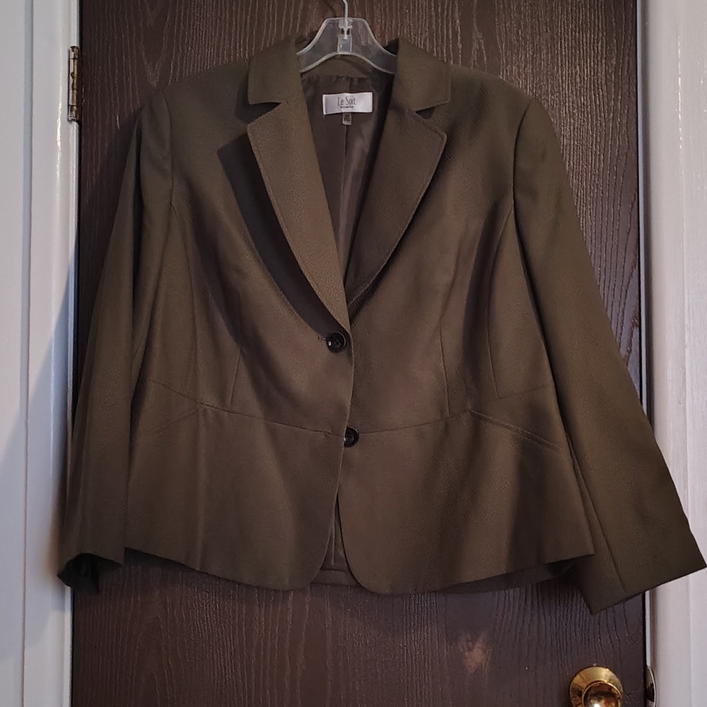Le Suit Olive Women's Blazer
